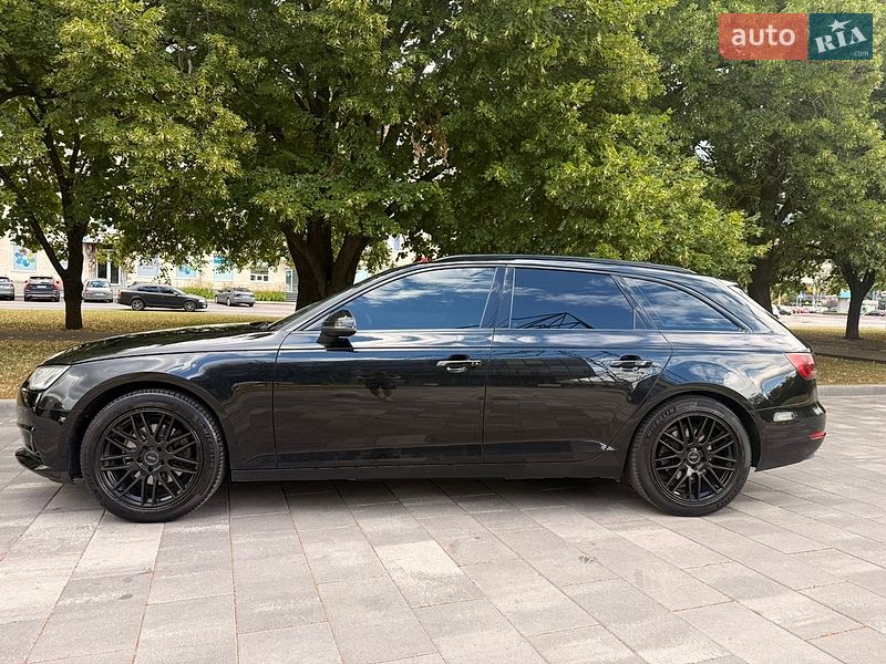 Универсал Audi A4 2016 в Полтаве
