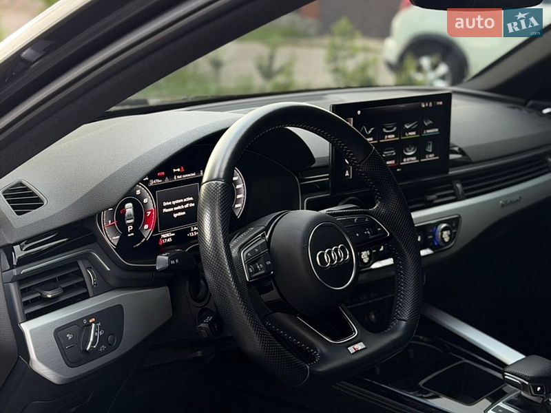 Седан Audi A4 2020 в Полтаве
