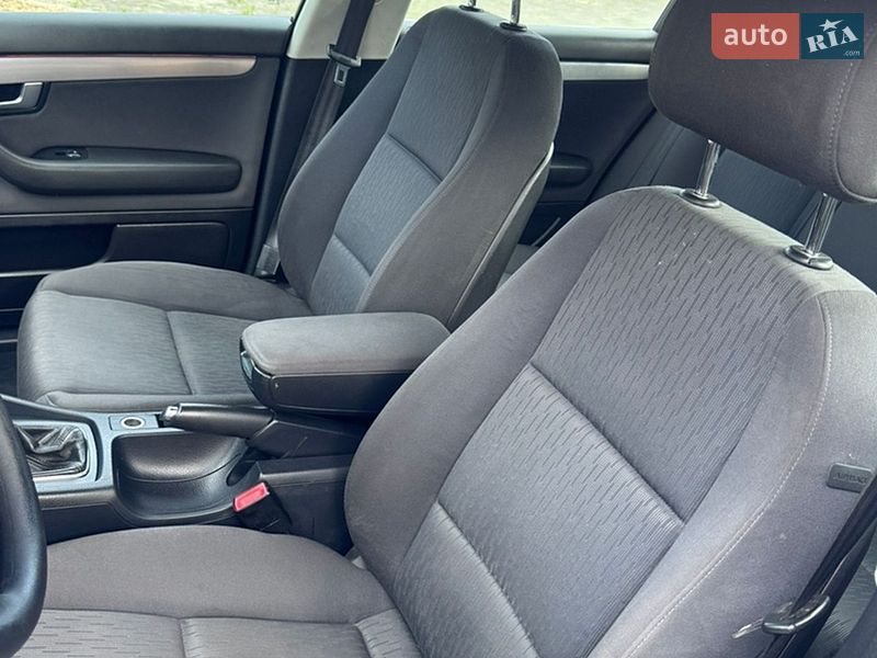 Седан Audi A4 2006 в Дубно