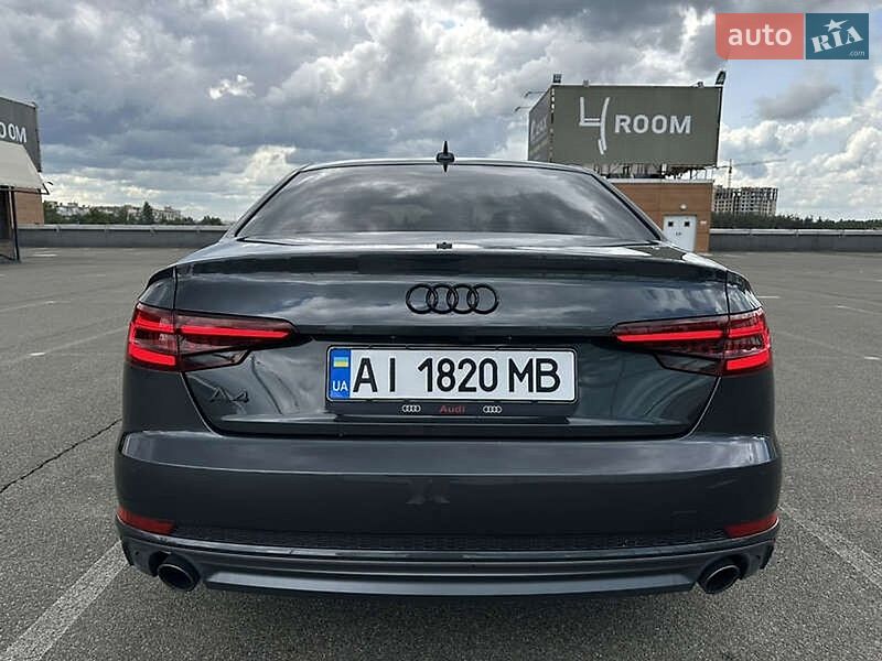 Седан Audi A4 2018 в Киеве