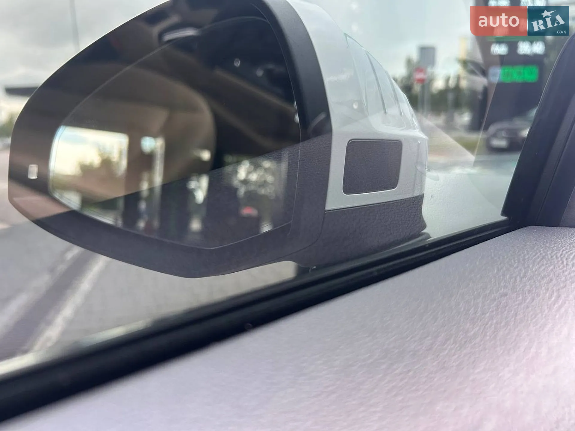 2016 Audi A4 - мініатюра 30