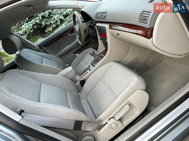 Седан Audi A4 2007 в Сарнах