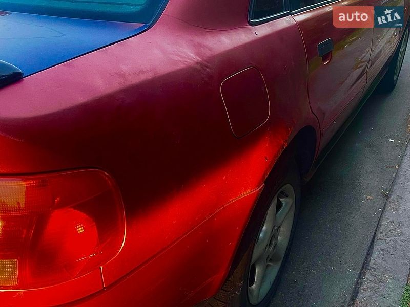 Седан Audi A4 1995 в Киеве