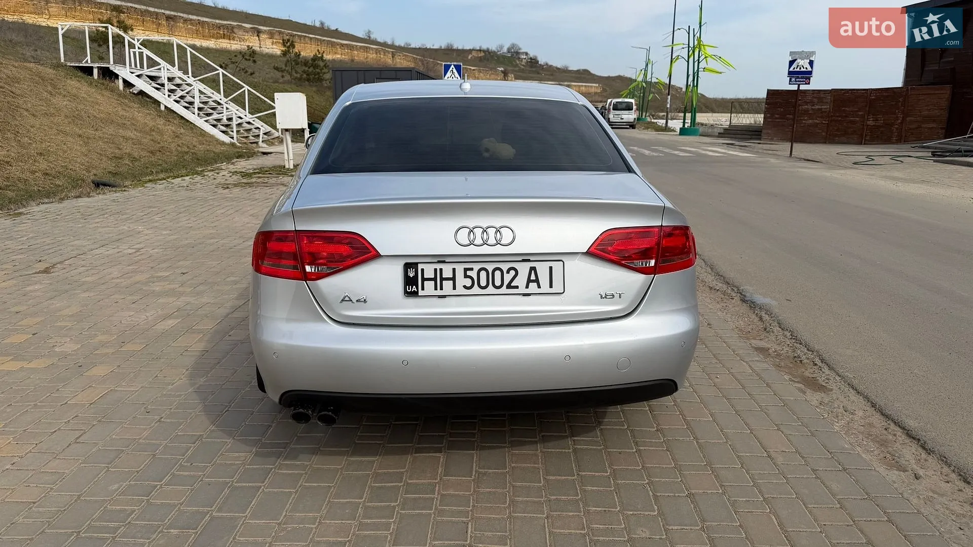 2010 Audi A4 - мініатюра 6