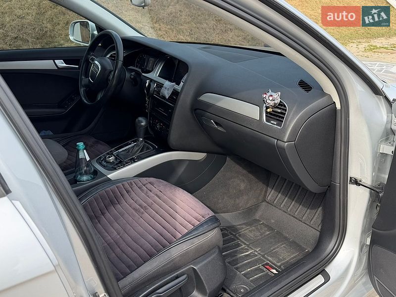 Седан Audi A4 2010 в Одессе