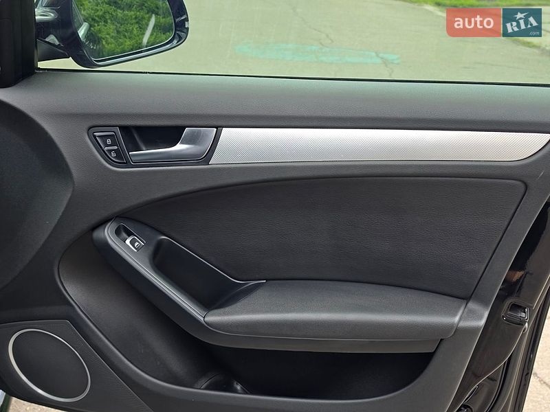 Седан Audi A4 2015 в Києві фото 28 Седан Audi A4 2015 в Києві