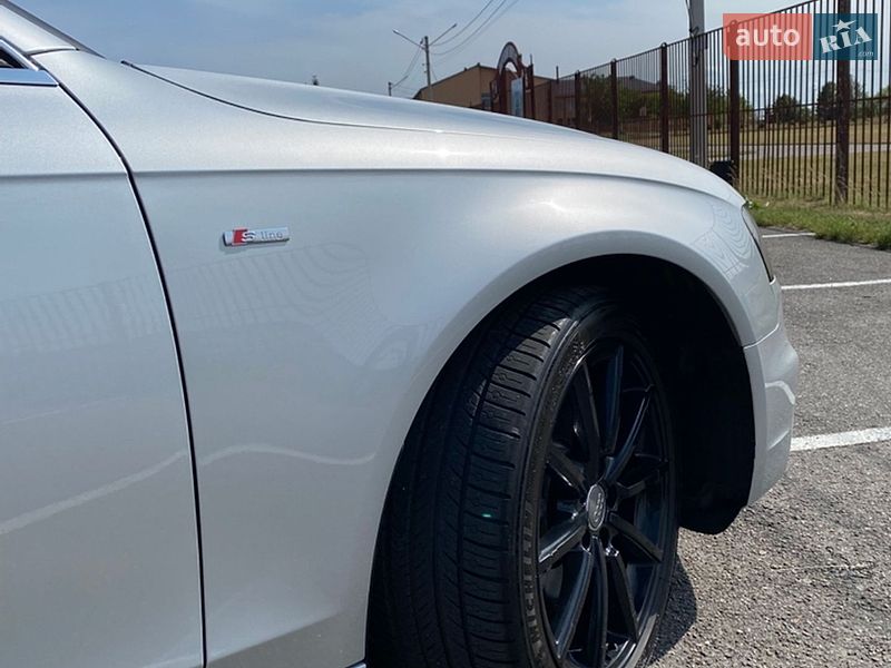 Седан Audi A4 2013 в Луцке