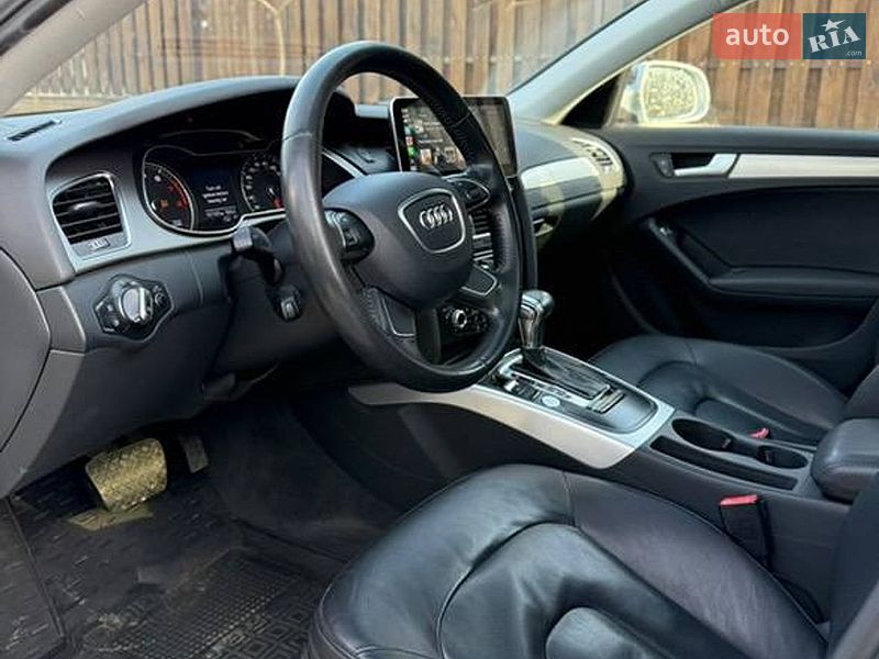 Седан Audi A4 2013 в Хмельницком