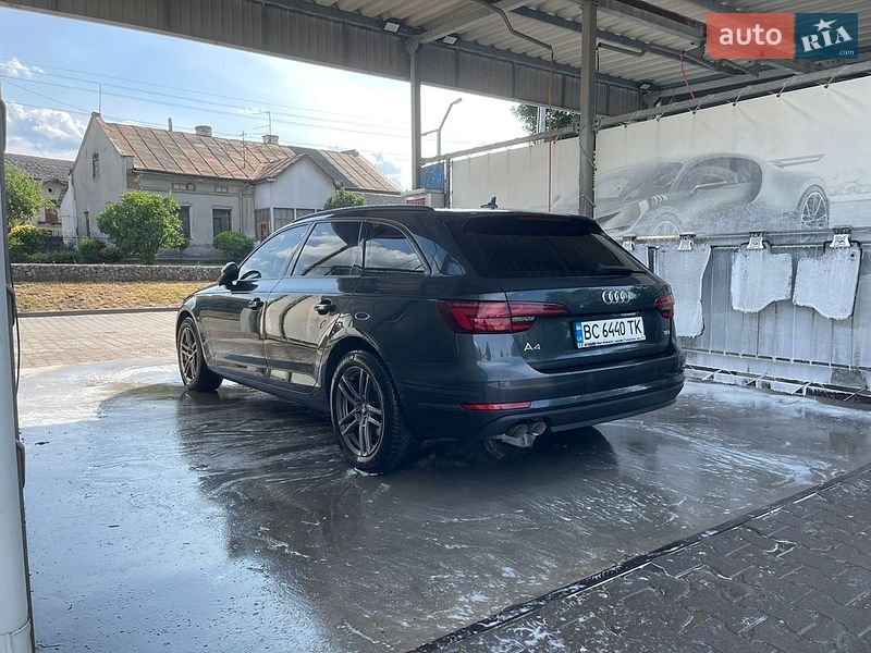 Универсал Audi A4 2018 в Ивано-Франковске