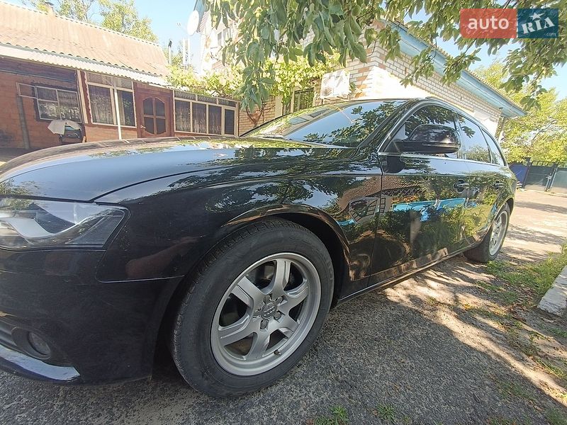 Універсал Audi A4 2009 в Гадячі
