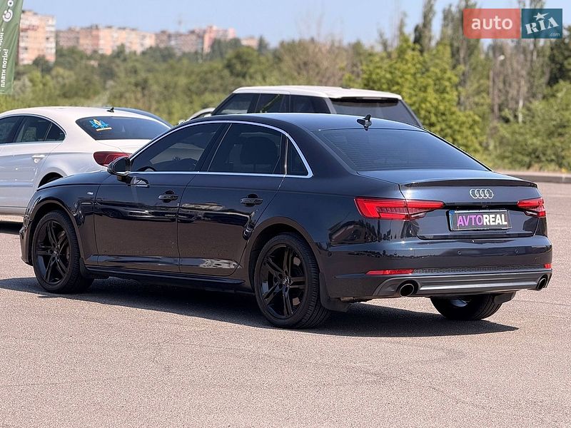 Седан Audi A4 2017 в Кривом Роге