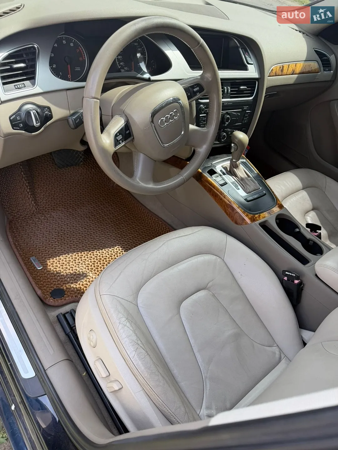 2011 Audi A4 - мініатюра 5