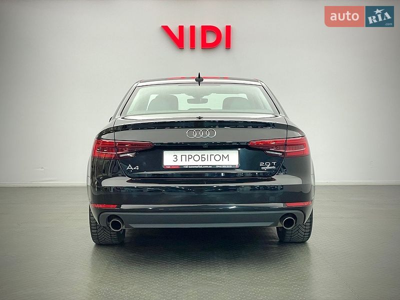 Седан Audi A4 2016 в Киеве