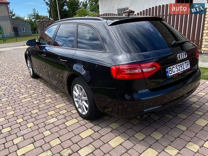 Универсал Audi A4 2013 в Комарному