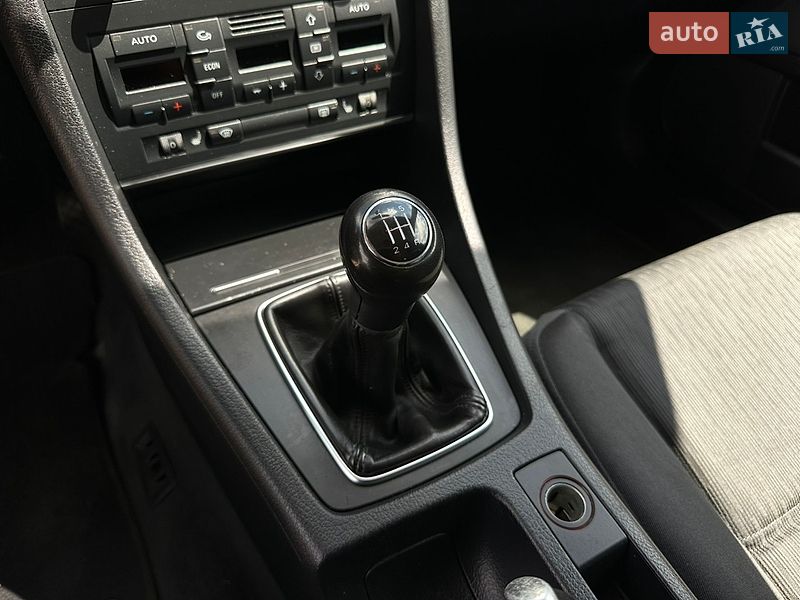 Седан Audi A4 2006 в Виннице