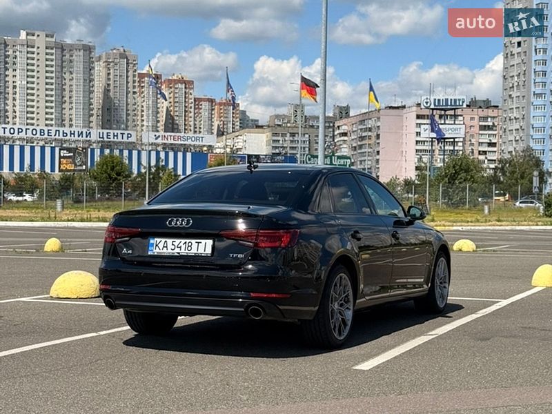 Седан Audi A4 2018 в Киеве