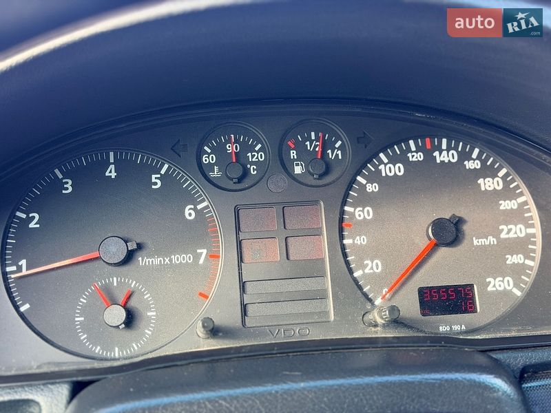 Седан Audi A4 1996 в Тернополе