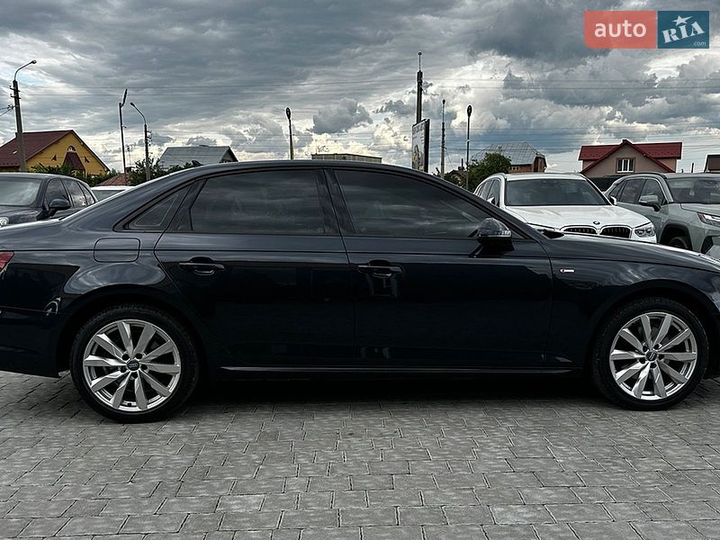 Седан Audi A4 2018 в Івано-Франківську