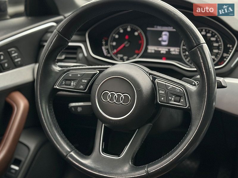 Седан Audi A4 2018 в Івано-Франківську