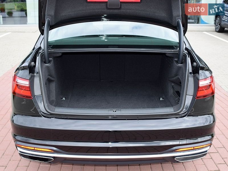 Седан Audi A4 2021 в Житомирі
