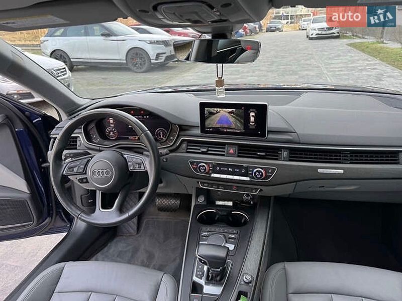 Седан Audi A4 2019 в Пустомытах