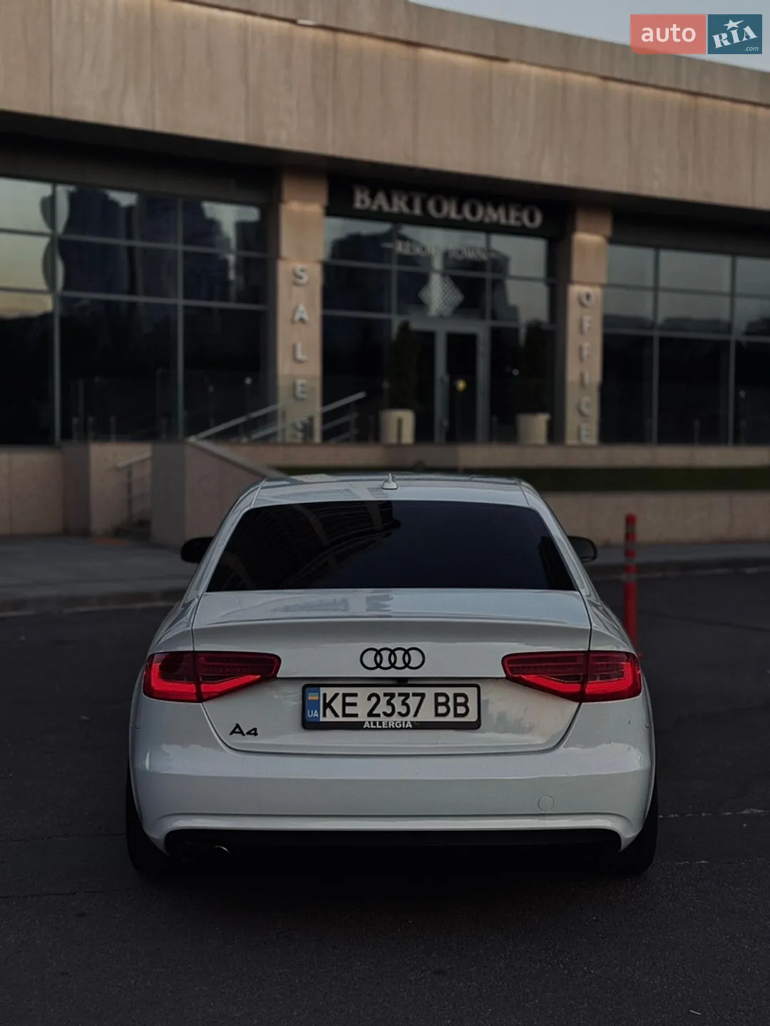2012 Audi A4 - мініатюра 8