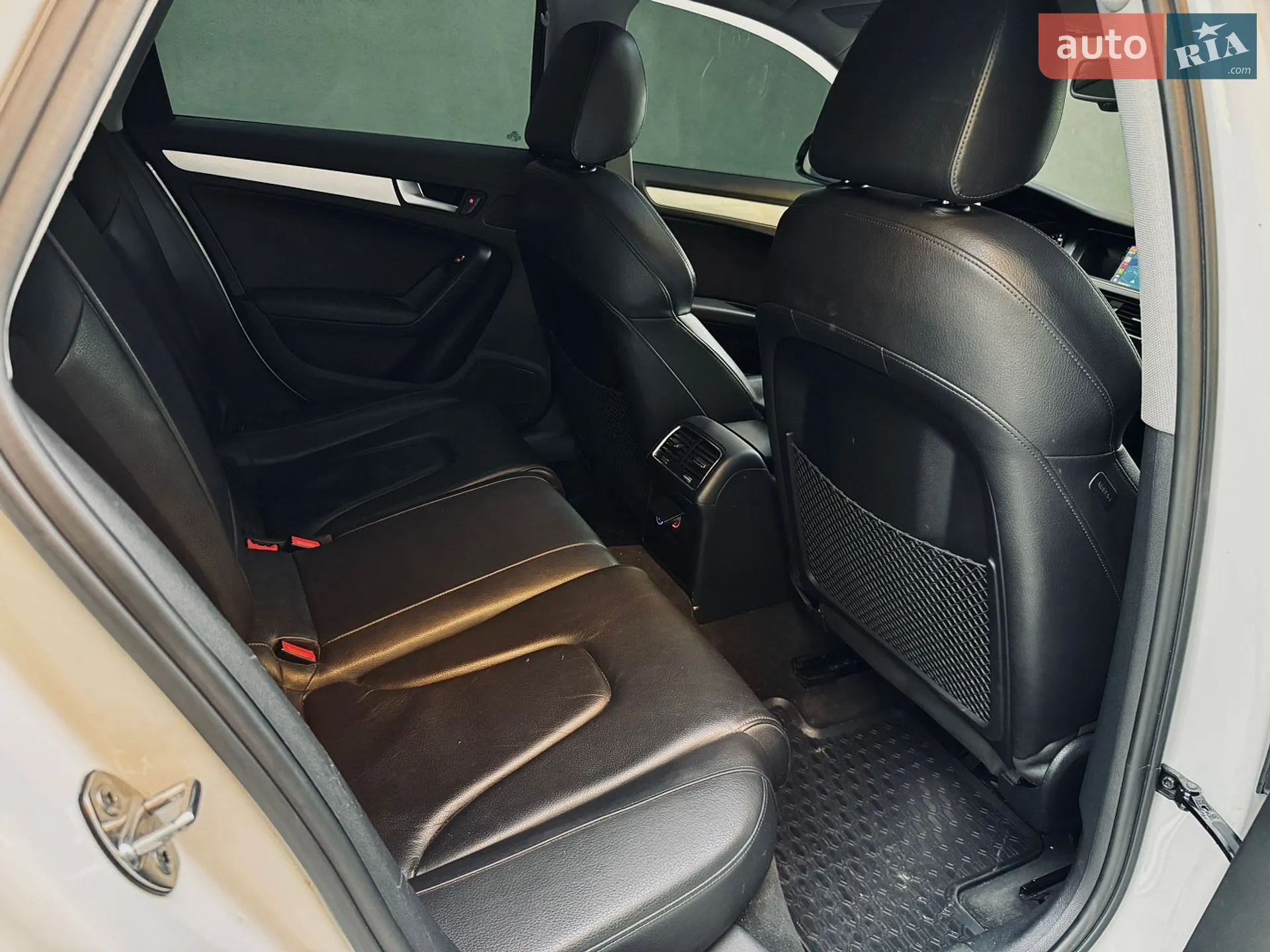 2012 Audi A4 - мініатюра 30