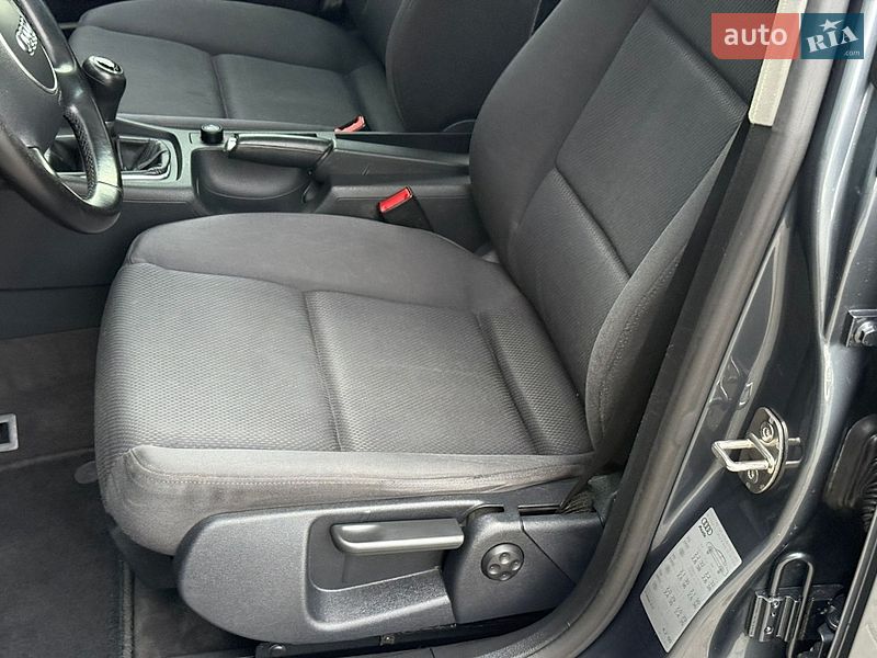 Седан Audi A4 2004 в Сарнах фото 25 Седан Audi A4 2004 в Сарнах
