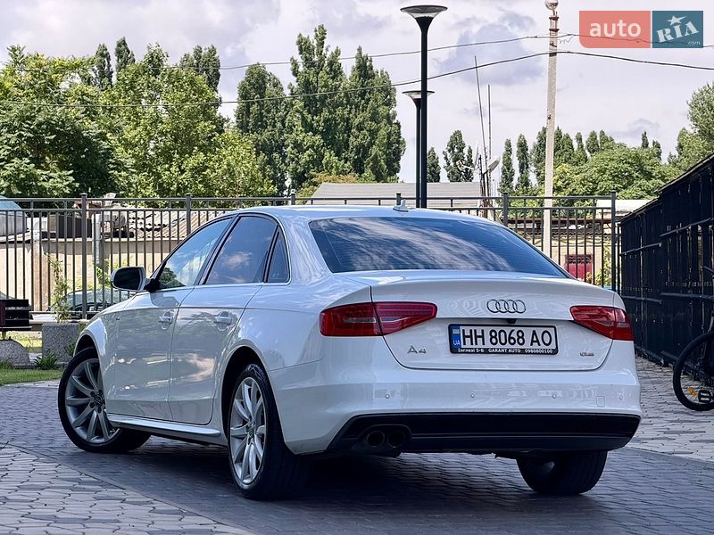 Седан Audi A4 2014 в Одессе