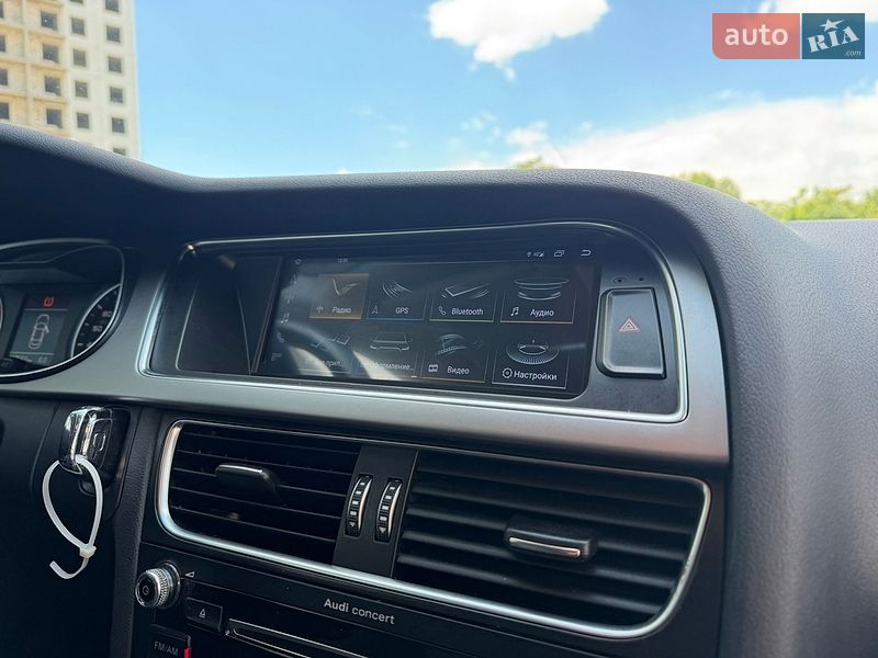 Седан Audi A4 2014 в Одессе