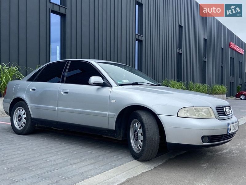 Седан Audi A4 1999 в Первомайске