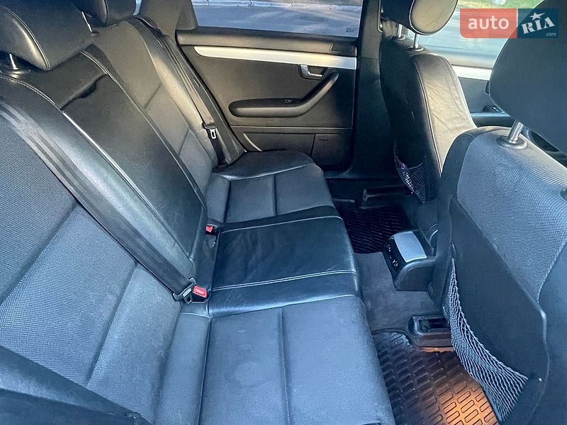 Универсал Audi A4 2003 в Ровно
