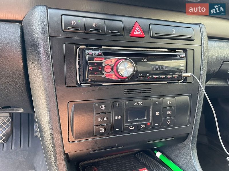 Універсал Audi A4 2000 в Вінниці