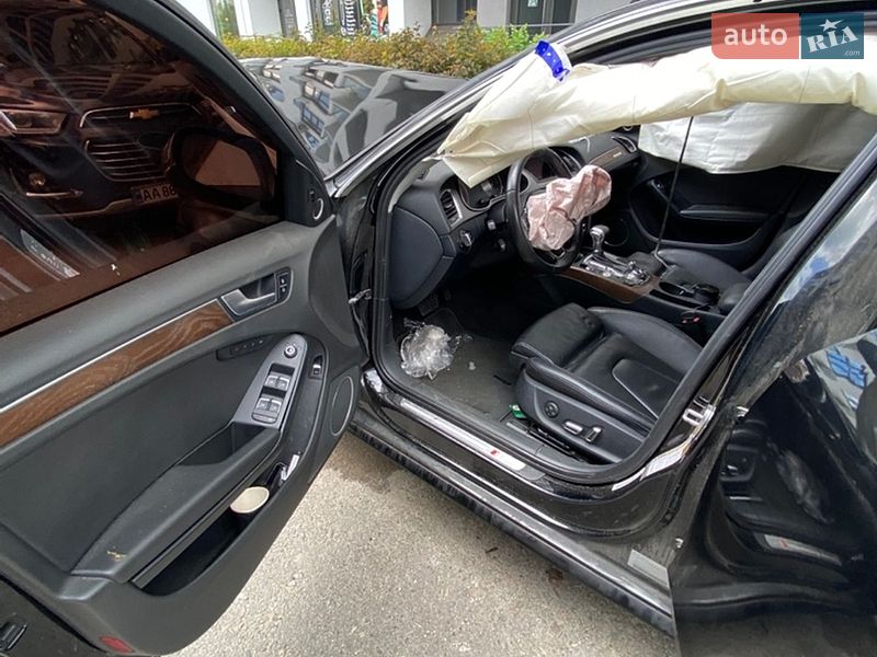 Седан Audi A4 2014 в Києві