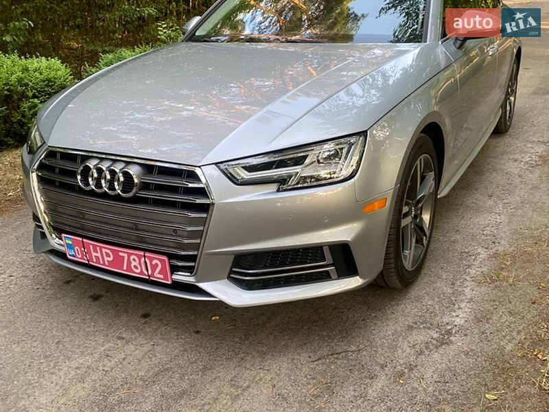 Седан Audi A4 2018 в Дубно