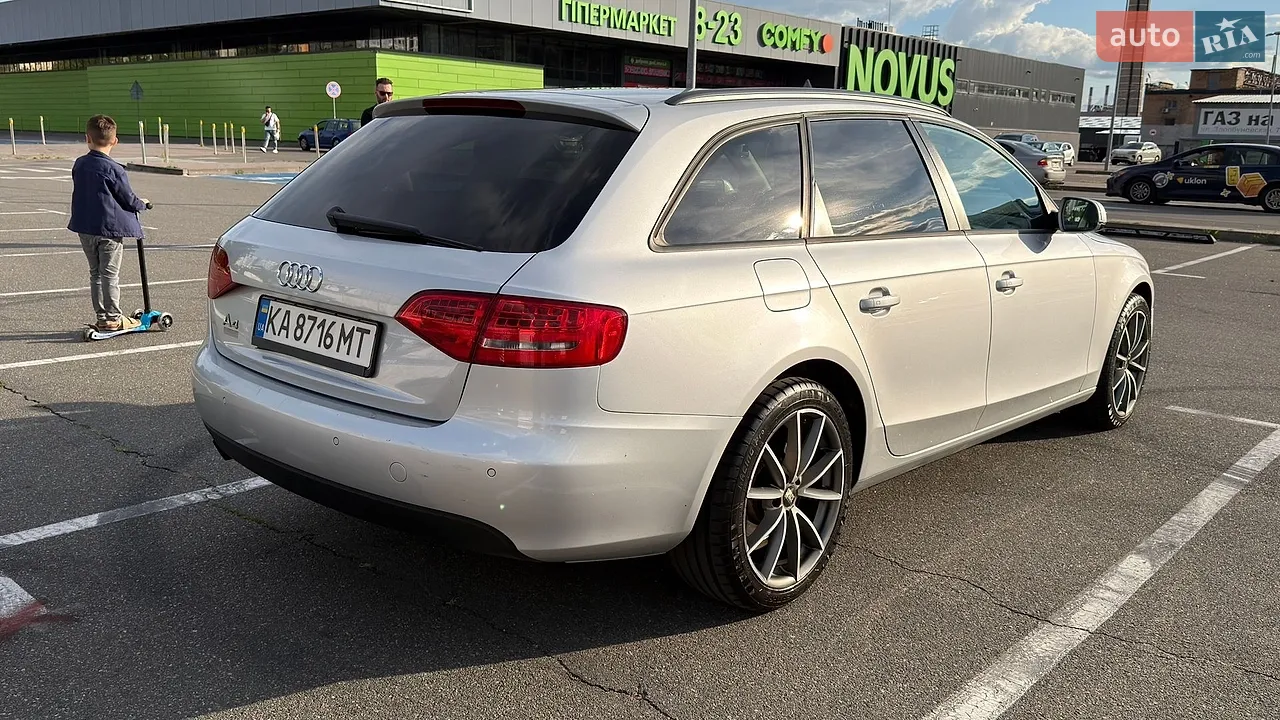 2010 Audi A4 - мініатюра 8