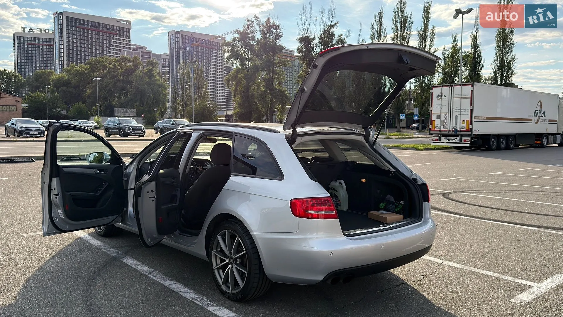 2011 Audi A4 - мініатюра 4