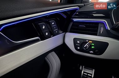Седан Audi A4 2023 в Киеве