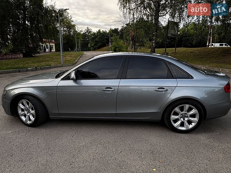 Седан Audi A4 2008 в Золочеве