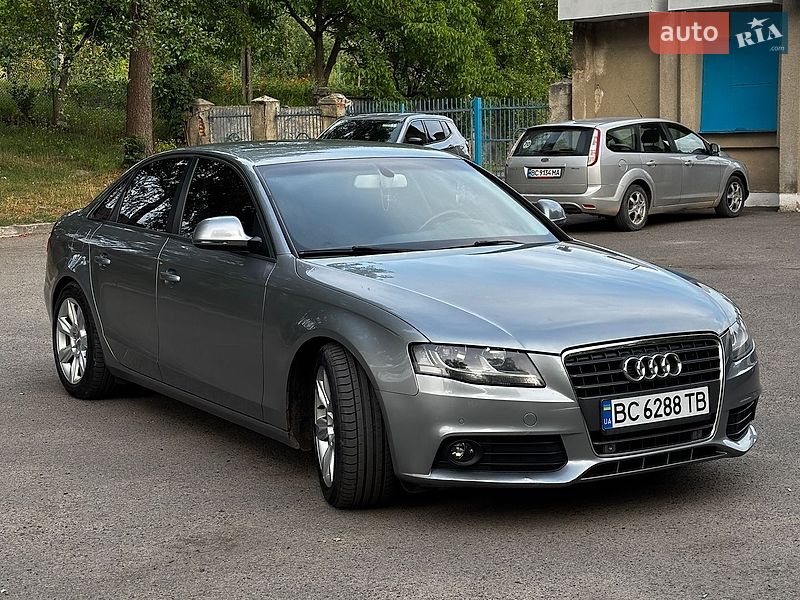 Седан Audi A4 2008 в Золочеве