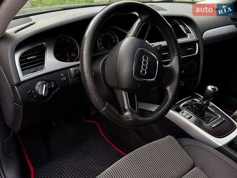 Седан Audi A4 2008 в Золочеве