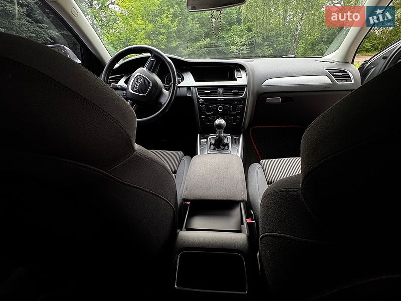Седан Audi A4 2008 в Золочеве
