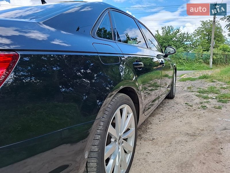 Седан Audi A4 2015 в Києві