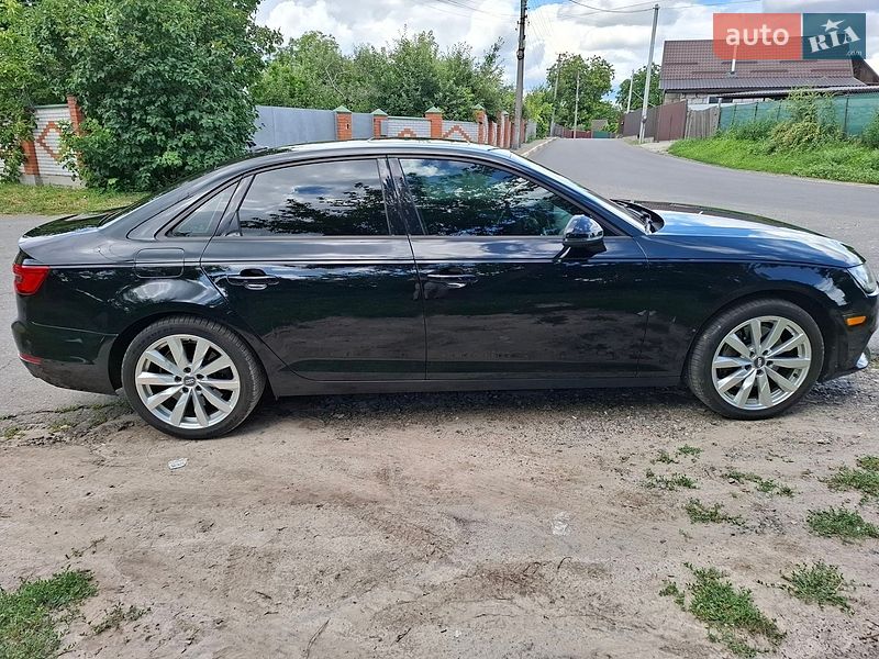 Седан Audi A4 2015 в Києві