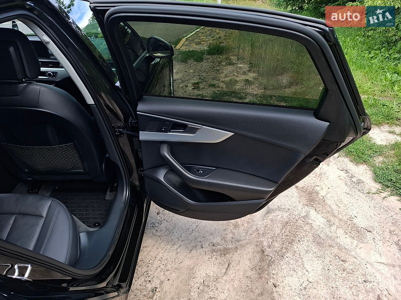 Седан Audi A4 2015 в Києві