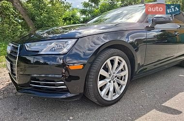 Седан Audi A4 2015 в Києві