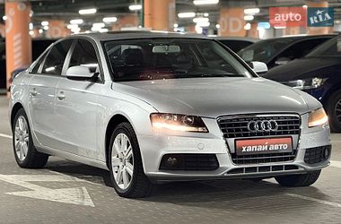 Седан Audi A4 2010 в Киеве