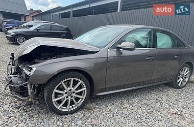 Седан Audi A4 2014 в Ивано-Франковске