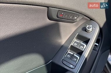 Седан Audi A4 2014 в Ивано-Франковске