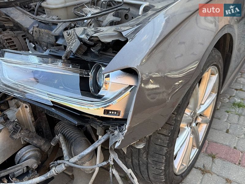 Седан Audi A4 2014 в Ивано-Франковске